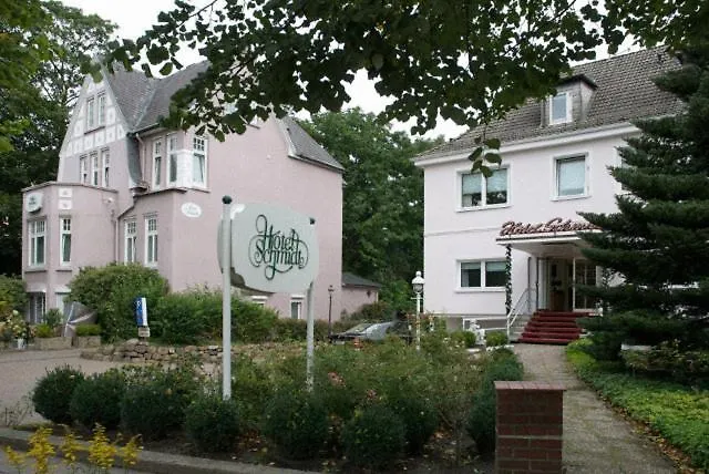 Hotel Schmidt contacts